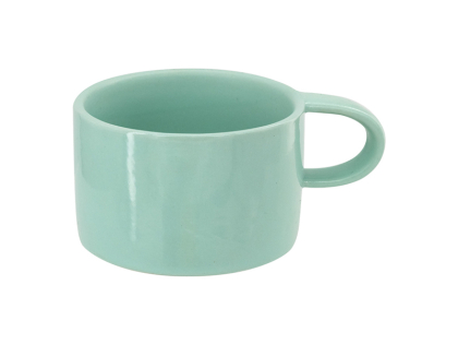 Šálek makronka Sere mě to tady