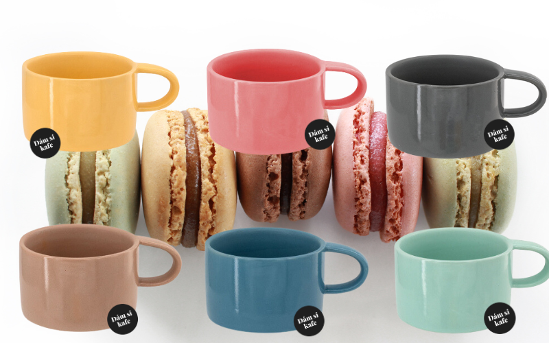 Šálek makronka Jedna kamarádka za 100 psychologů