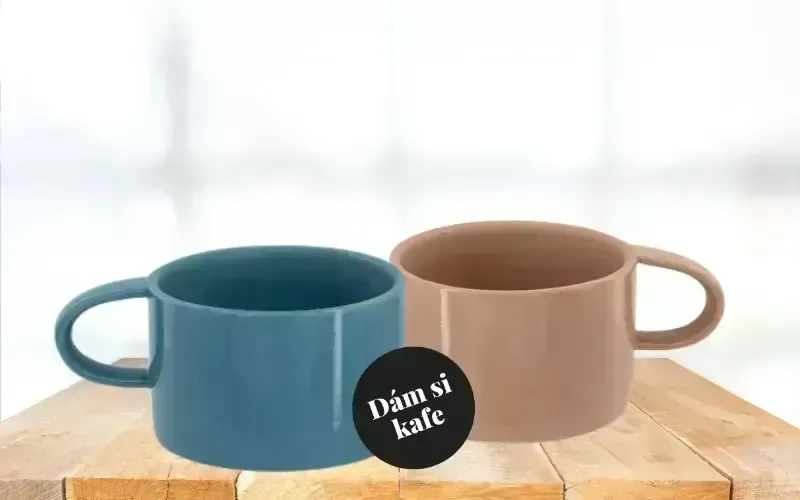 Šálek makronka jde se makat