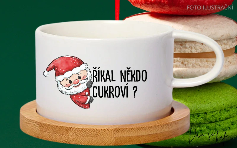 🎄 Vánoční šálek makronka s bambusovým podšálkem „Říkal někdo cukroví?“