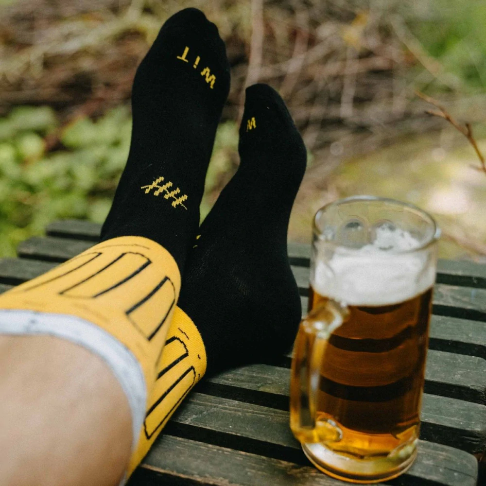 Ponožky - Pivo 3 v dárkové pivní plechovce 