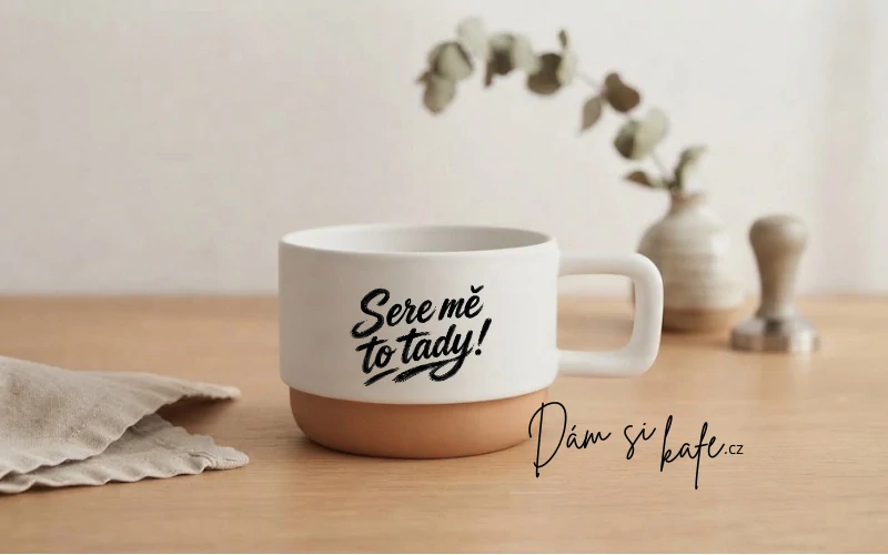 Keramický hrnek Barista – Sere mě to tady