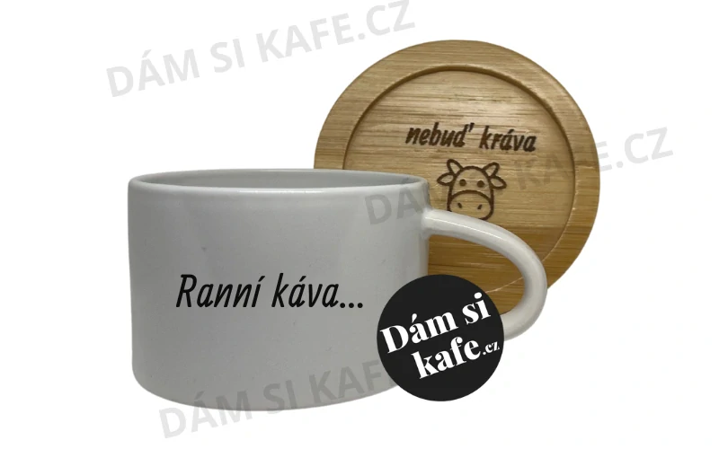 Bambusový podšálek s gravírovaným nebuď kráva