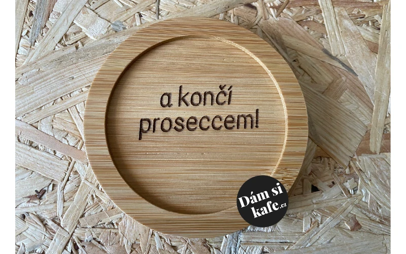 Bambusový podšálek s gravírovaným vlastním textem