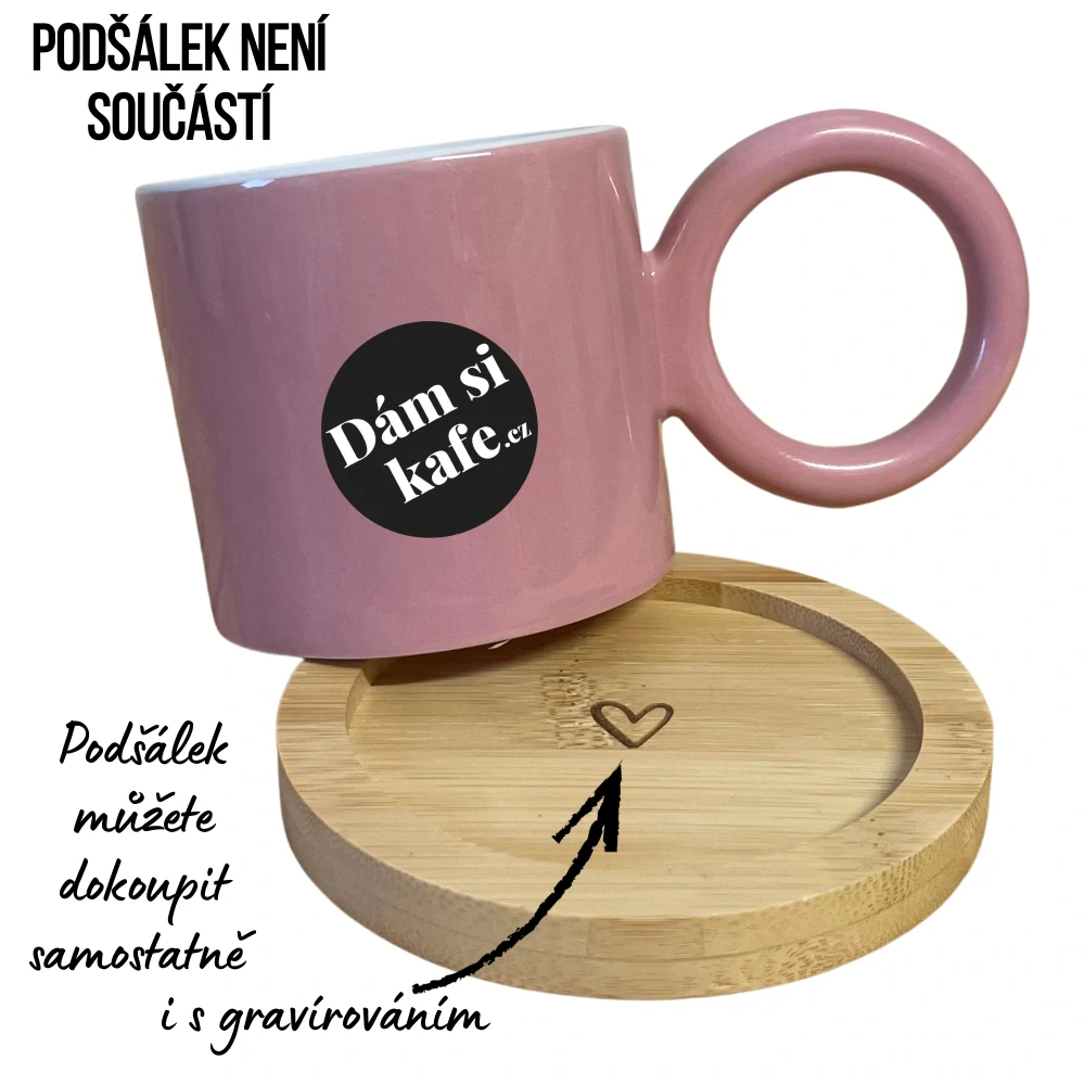 Růžový hrnek s velkým uchem Miluju pohyb skáču lidem do řeči lezu jim na nervy a vrhám stín