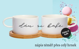 Šálek makronka dám si kafe 