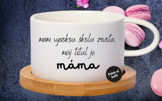 Šálek makronka titul máma