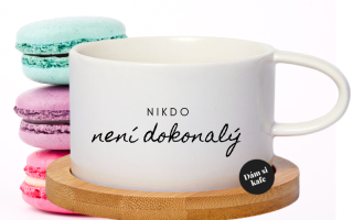 Šálek makronka Nikdo není dokonalý