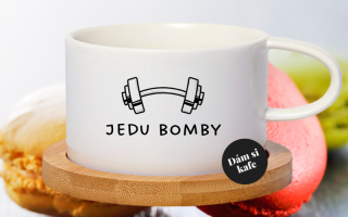 Šálek makronka Jedu bomby