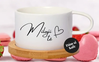 Šálek makronka Miluji tě 