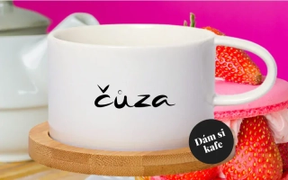 Šálek makronka čůza