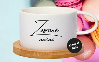 Šálek makronka Zasraná noční