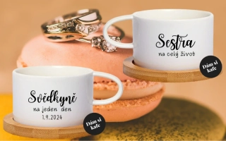 Šálek makronka Sestra svědkyně