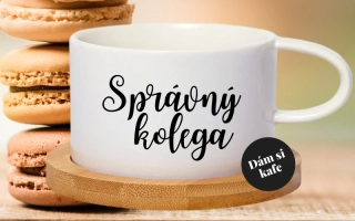 Šálek makronka Správný kolega