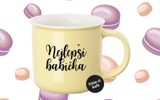 Barevný hrnek Nejlepší babička