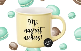 Barevný hrnek Mě nasrat nechceš