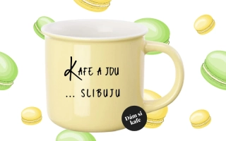 Barevný hrnek Kafe a jdu ...slibuju