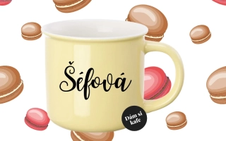 Barevný hrnek Šéfová