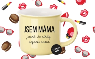 Barevný hrnek Jsem máma - nikdy nejsem sama