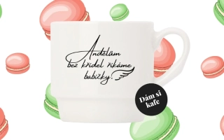 Stohovatelný hrnek Andělům bez křídel říkáme babičky