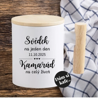 Keramický hrnek s dřevěným uchem a víčkem Svědek kamarád